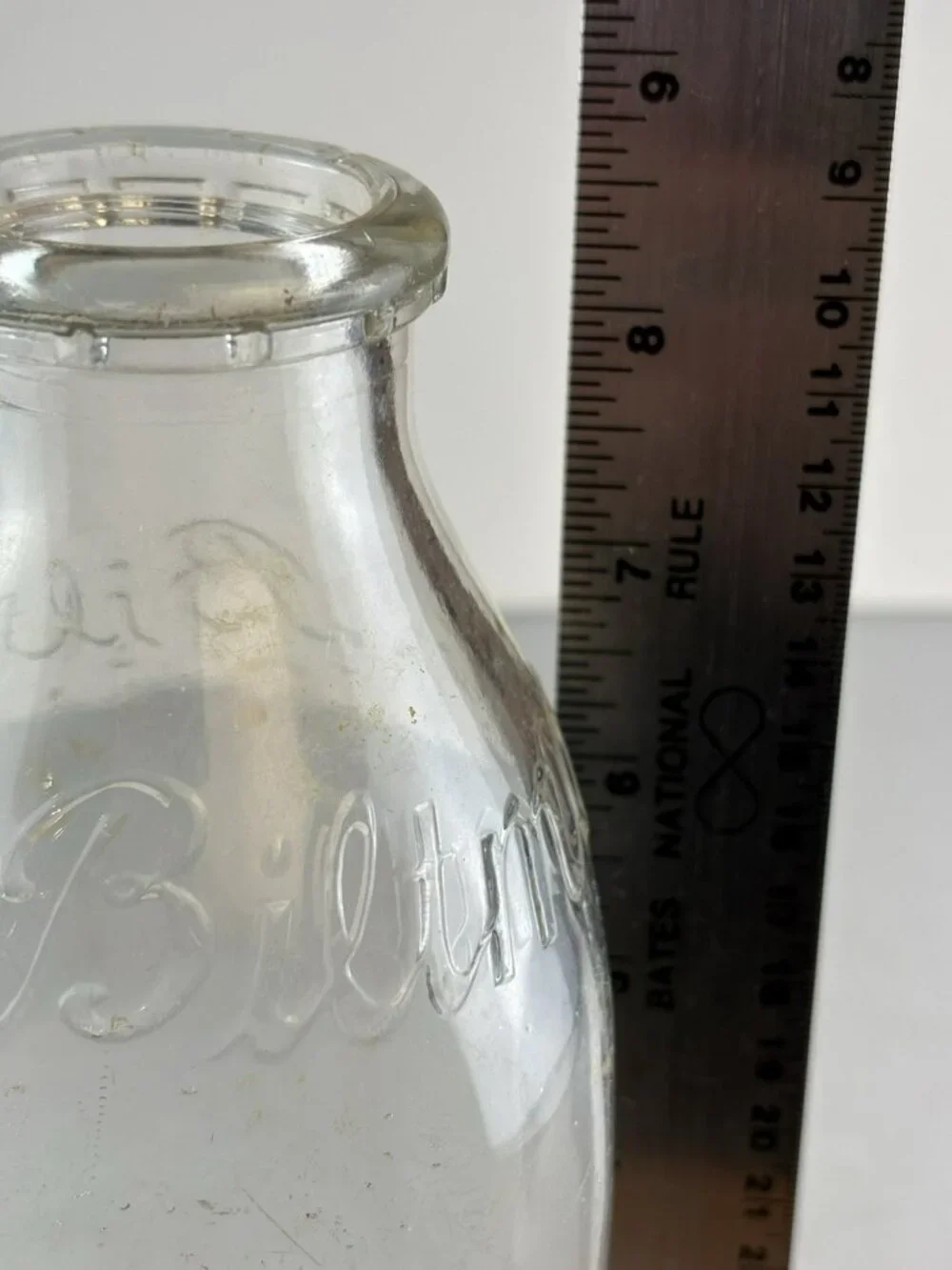 Vintage Shoulder Script Embossed Biltmore Dairy Farms Quart Bottle-Duraglas